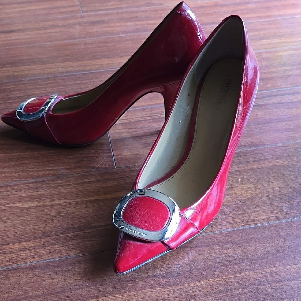 Chic Red Pumps with Silver Buckle